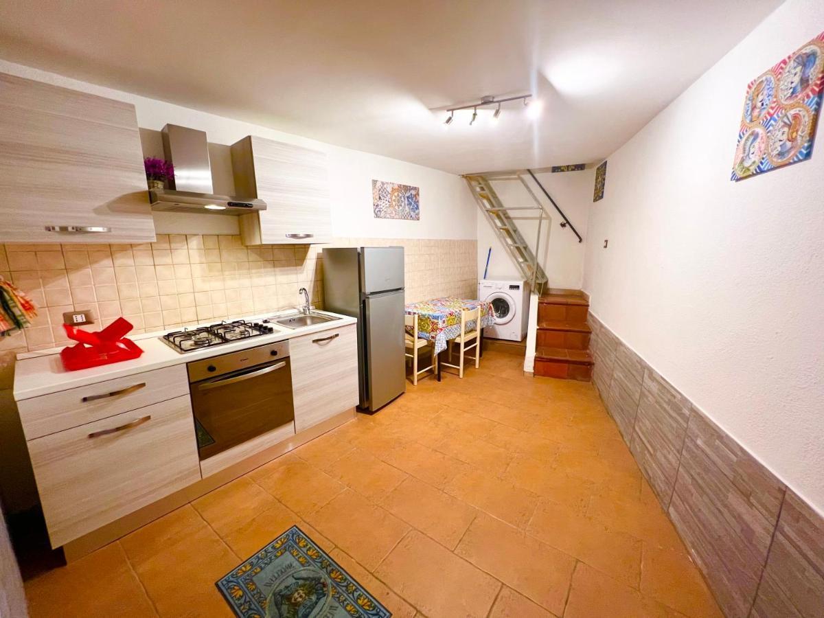 Etnea House Catania Center Villa Buitenkant foto